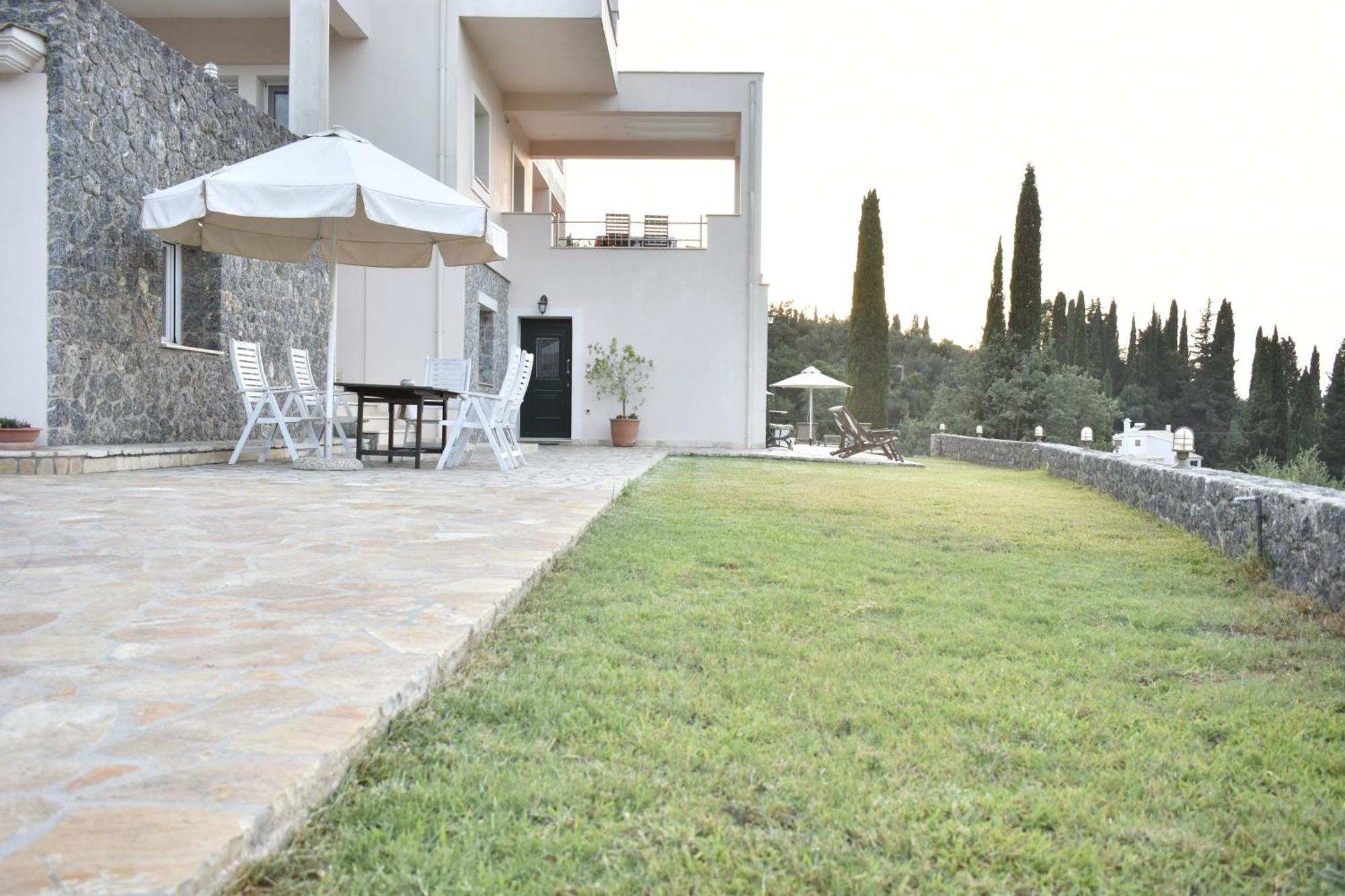 Corfu View Deluxe Villa Perama  Buitenkant foto